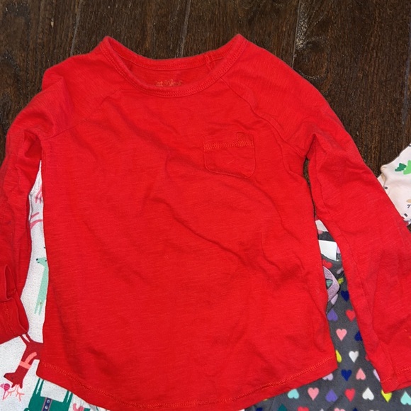 Girls XS 4/5 Christmas pajama bundle - Picture 2 of 9